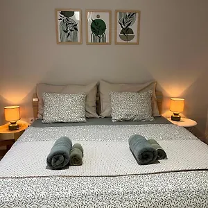 https://larix-apartman.inbudapesthotels.com