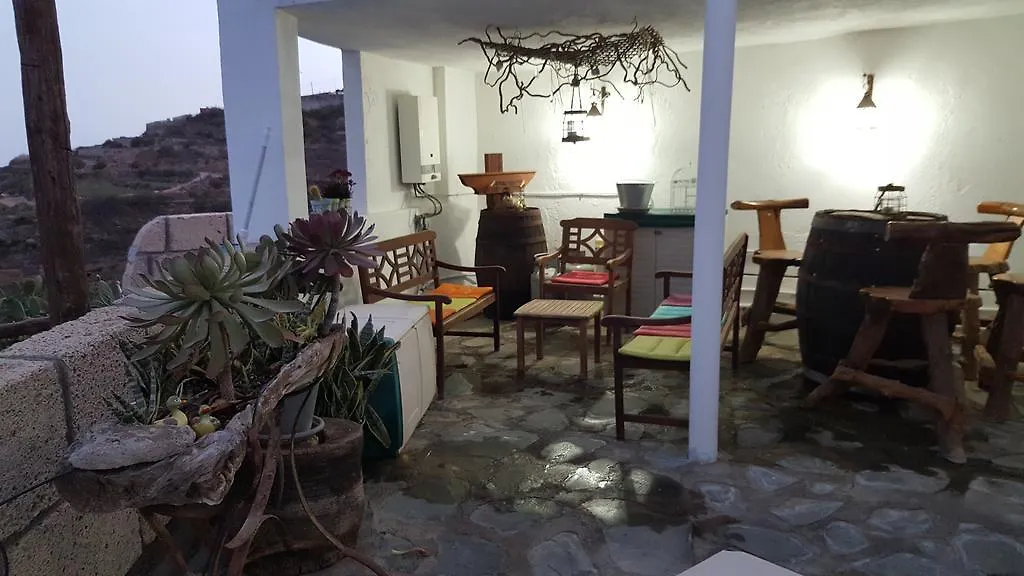Casapancho 1 Y 2 - Casa Rural - Fasnia - Tenerife 0*,  スペイン